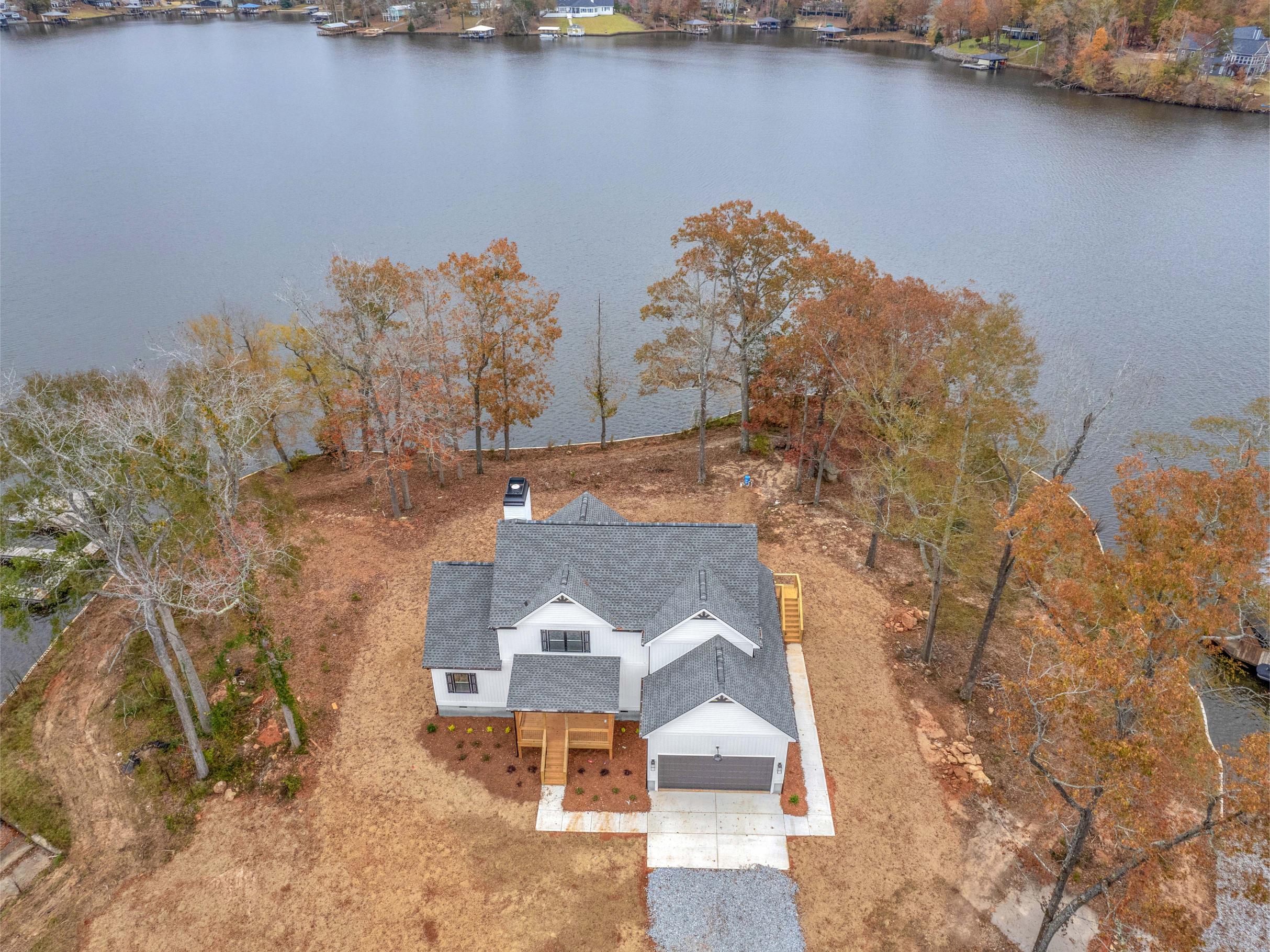 Aerial view of a Georgia lake building site