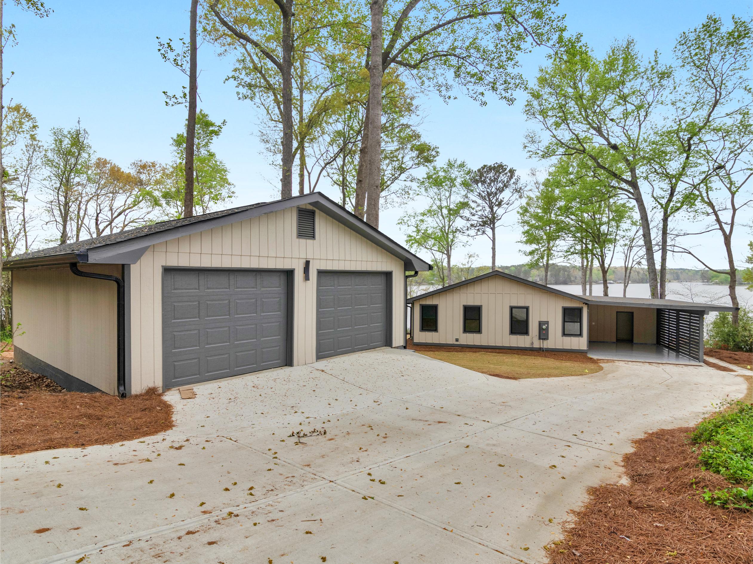 East Mourning Monticello — photo 48 — J&J Custom Homes