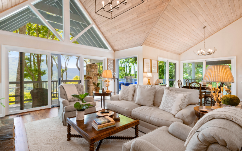 J&J Custom Homes — Your Guide to Building a Dream Custom Home: Insights and Expertise From J&J Custom Homes
