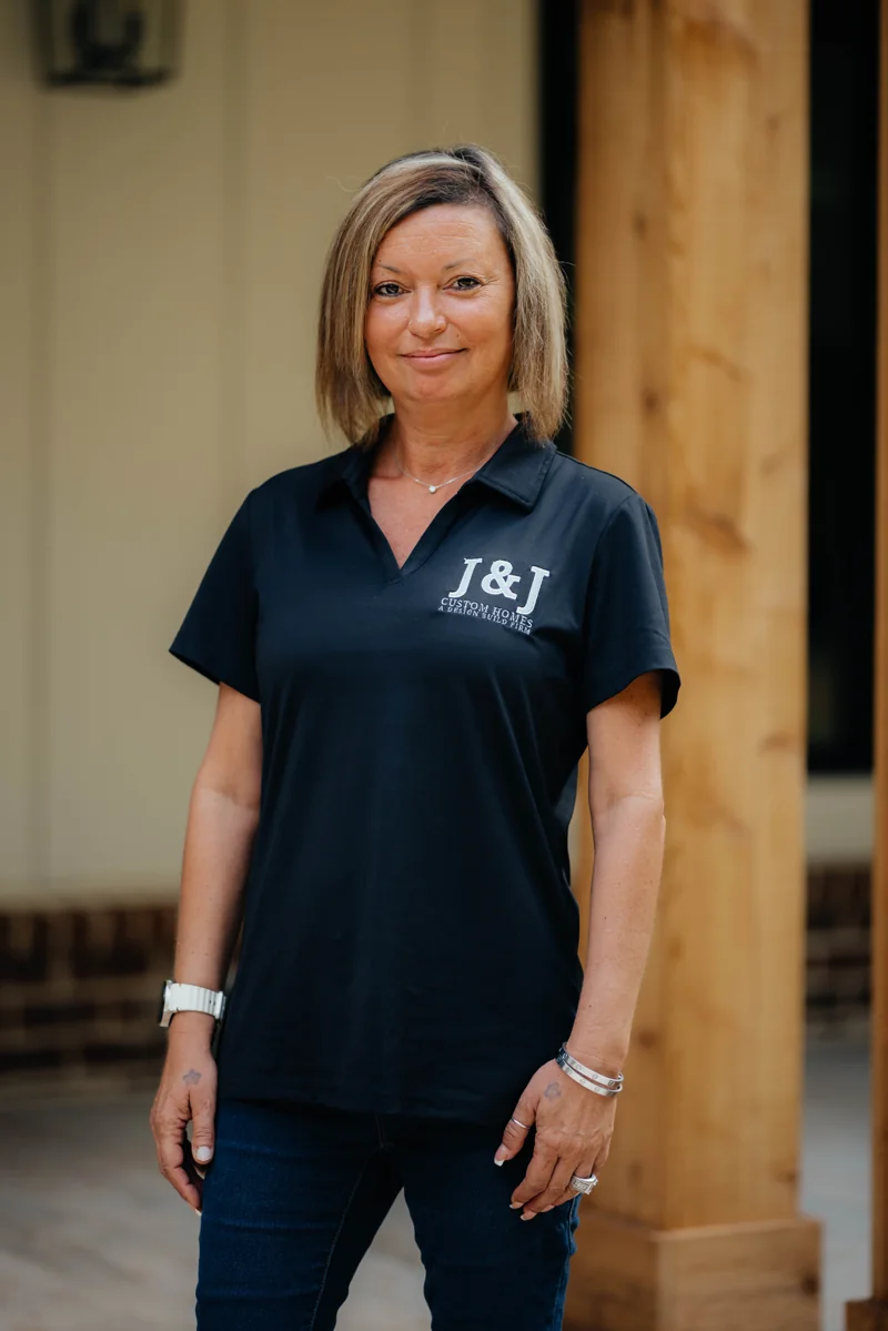 Jessica Sikes, Owner & Scheduling at J&J Custom Homes