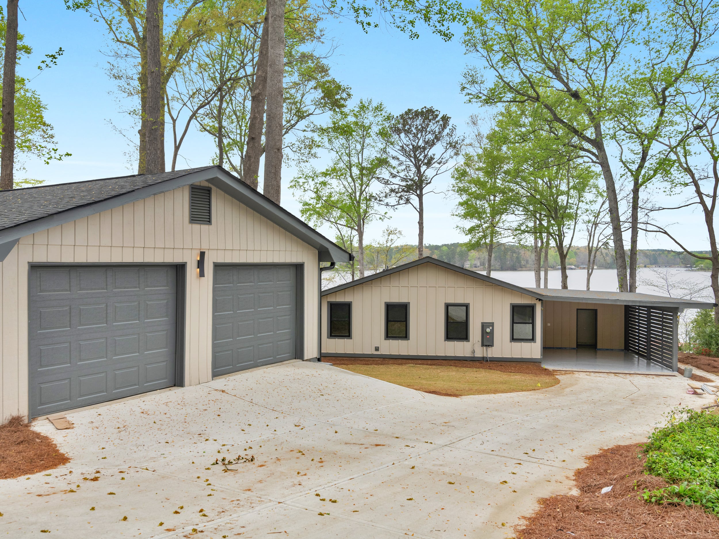 Garage and living space addition near the water