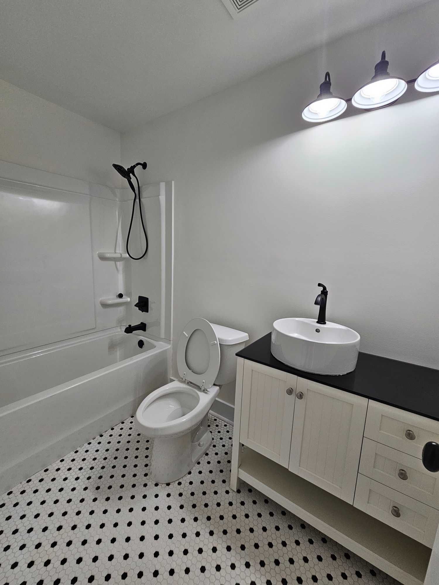 Barndo Social Circle Build — photo 73 — J&J Custom Homes