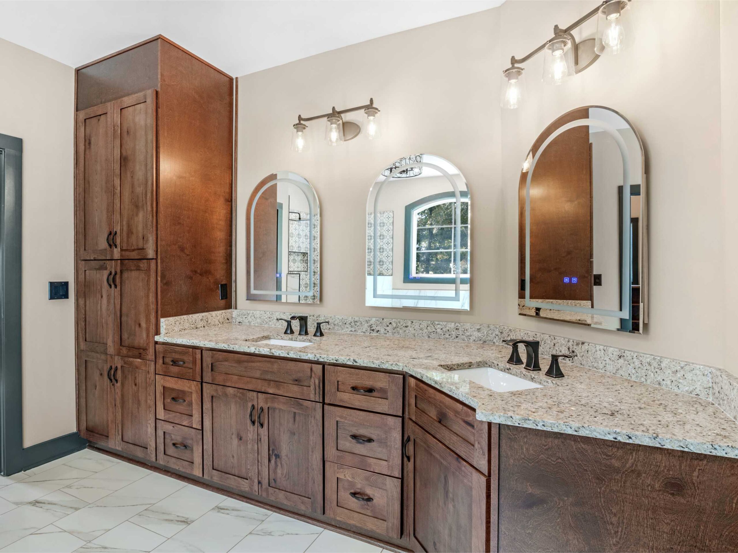 Cessna Stockbridge Home — photo 21 — J&J Custom Homes