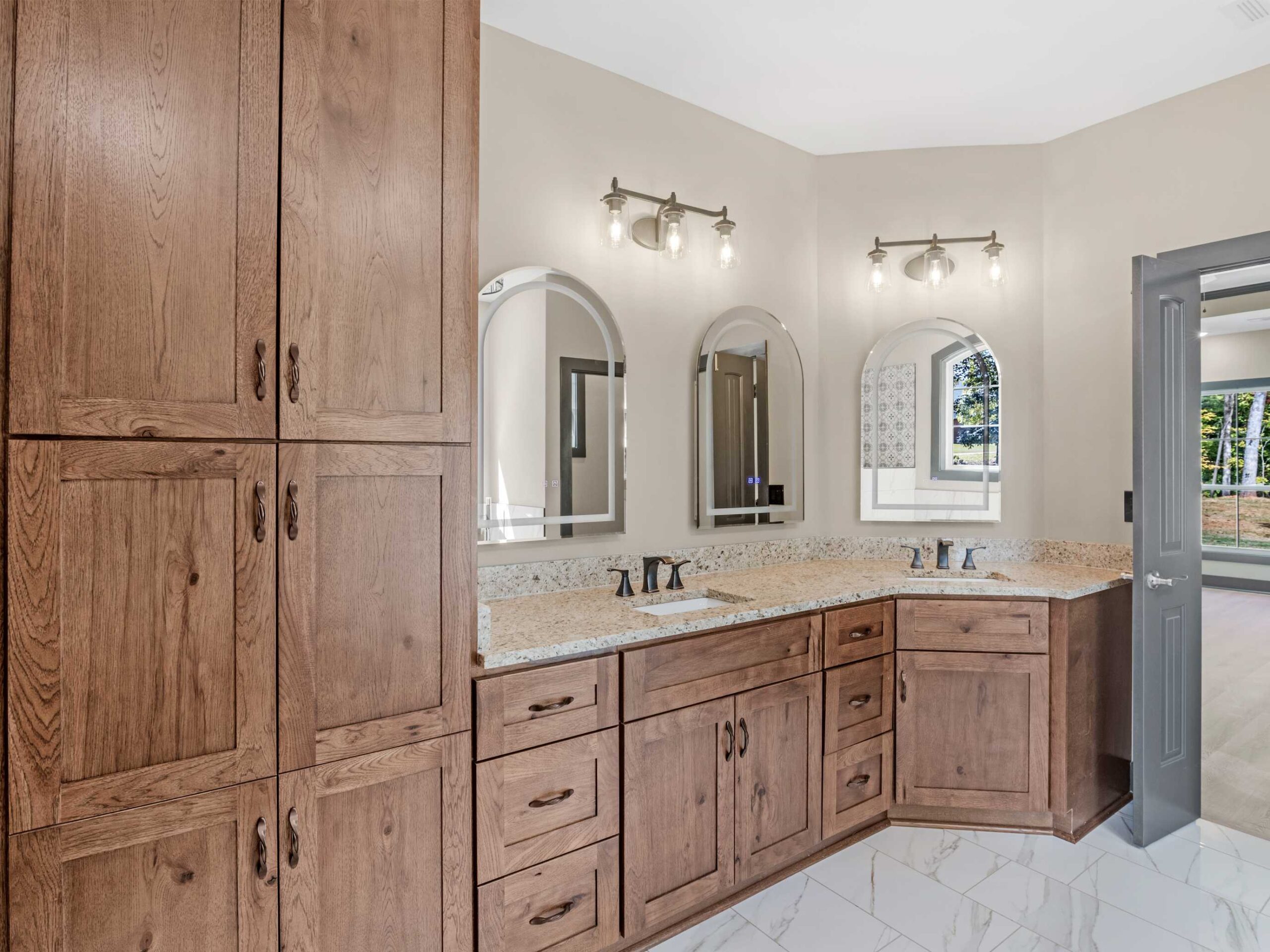 Cessna Stockbridge Home — photo 22 — J&J Custom Homes