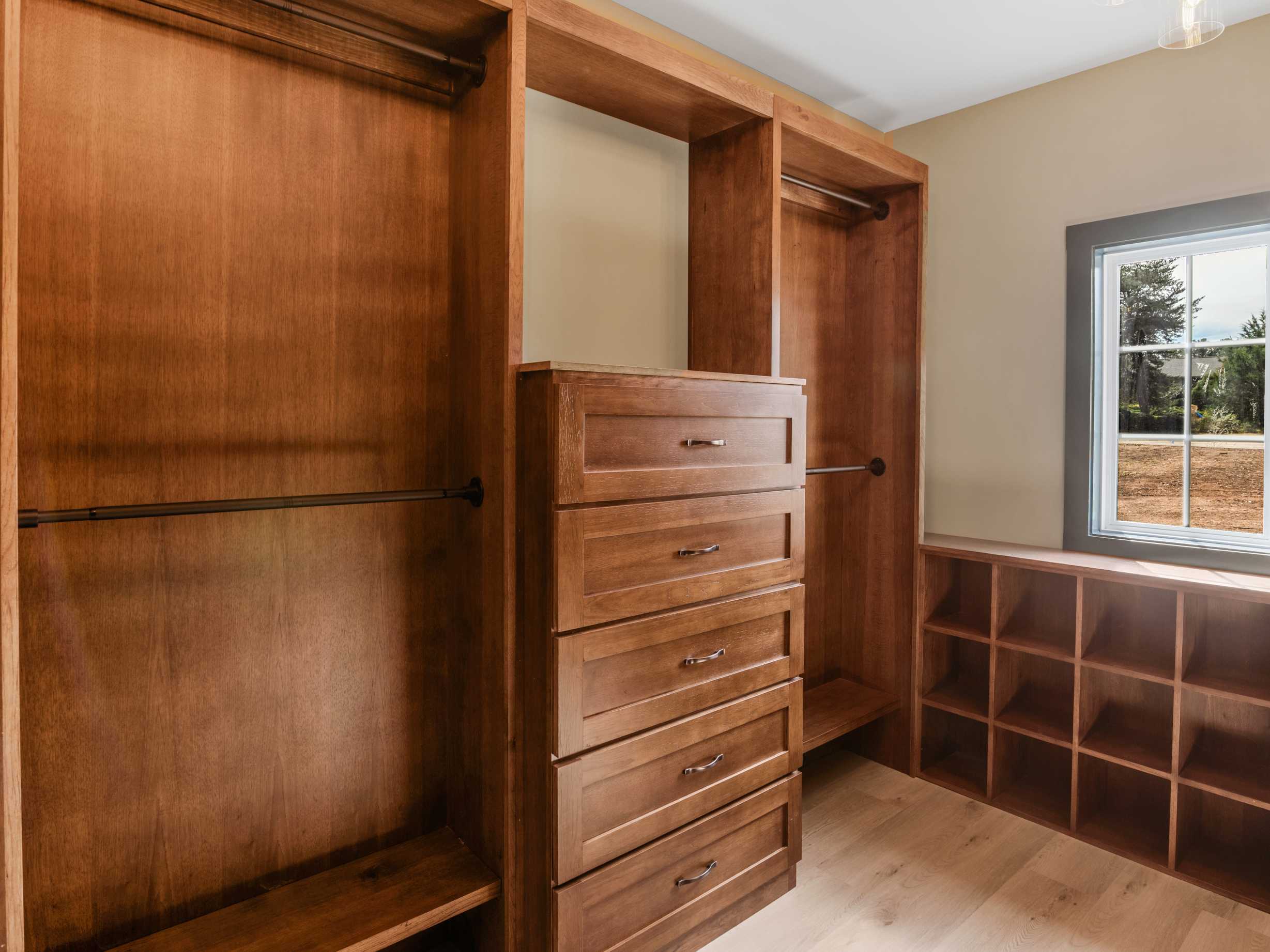 Cessna Stockbridge Home — photo 25 — J&J Custom Homes