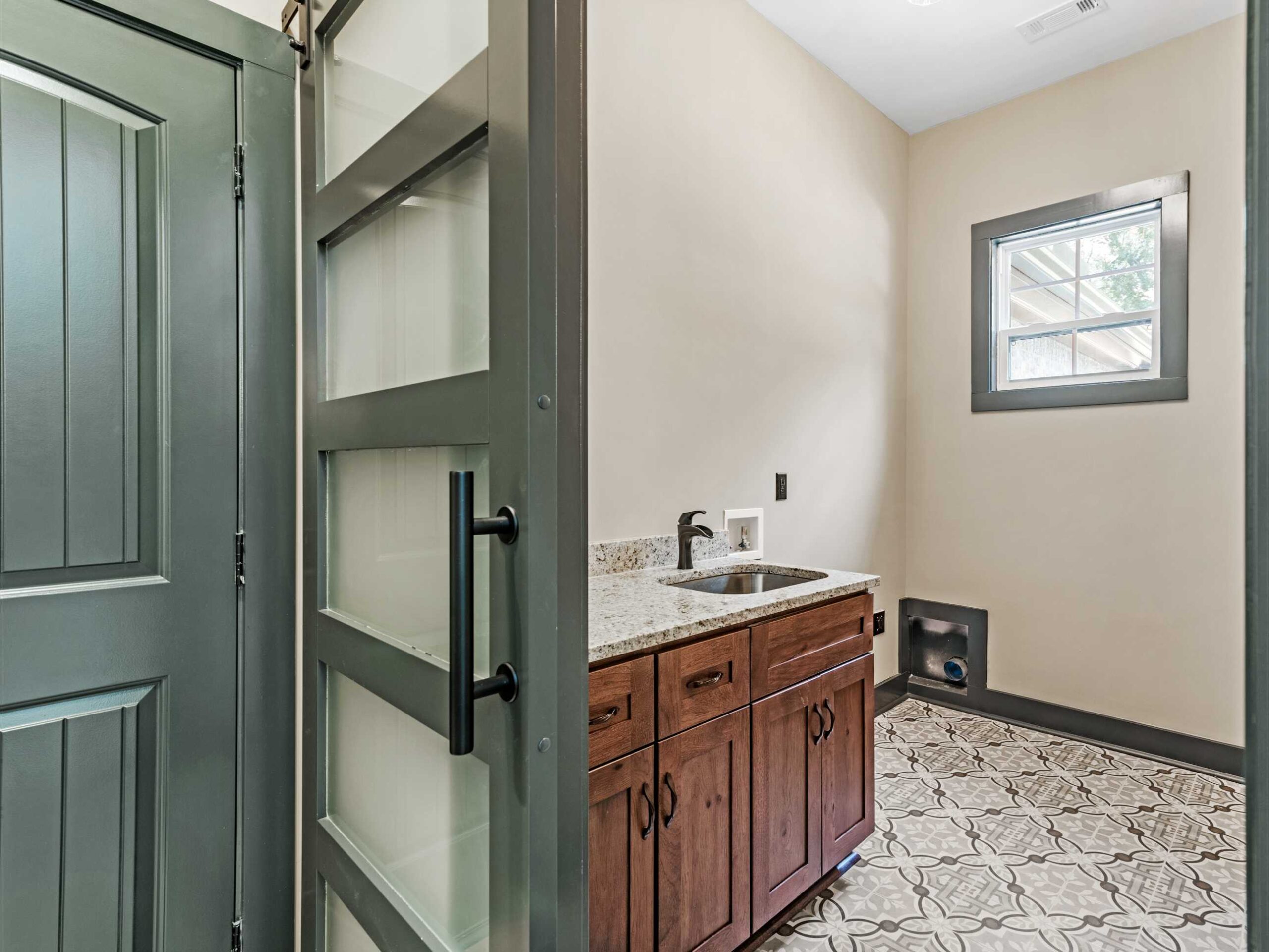 Cessna Stockbridge Home — photo 41 — J&J Custom Homes