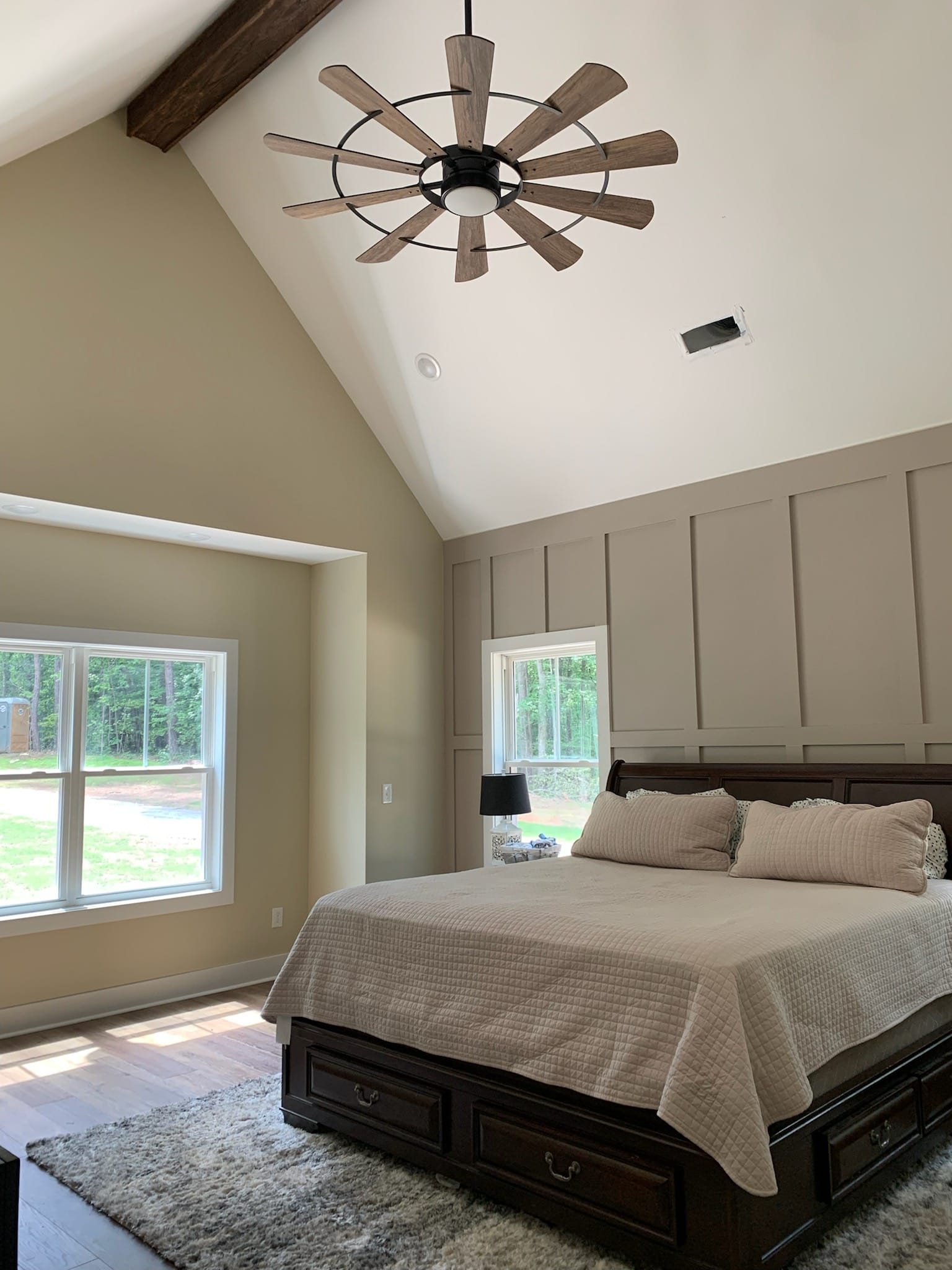 Showcase Elegant Cline Residence — photo 14 — J&J Custom Homes