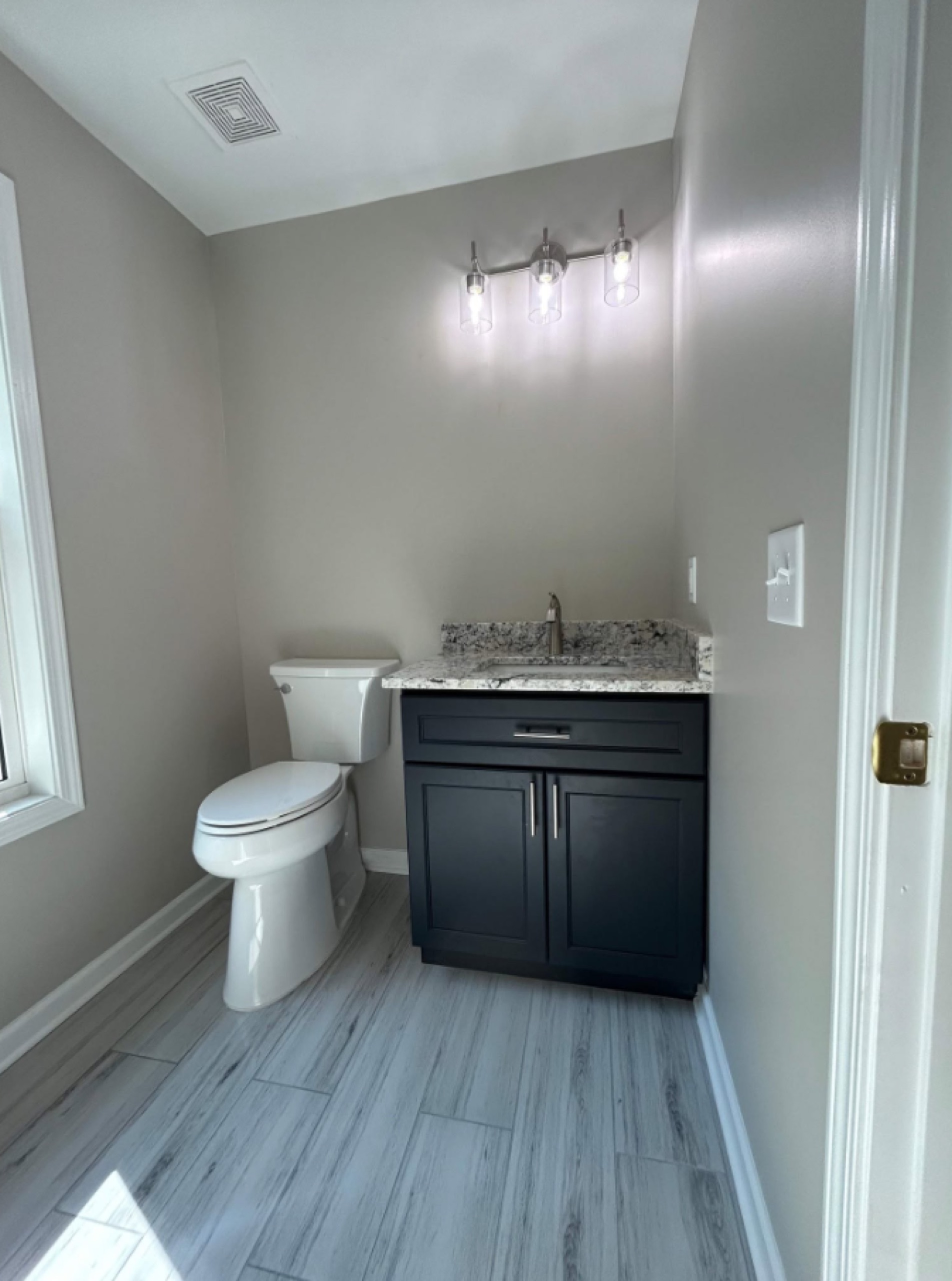 Dennis Addition and Kitchen Remodel — photo 13 — J&J Custom Homes