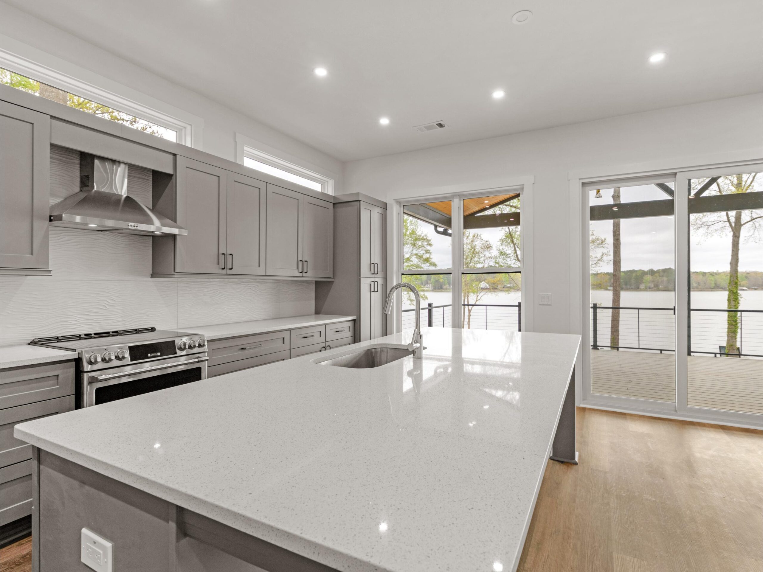 East Mourning Monticello — photo 18 — J&J Custom Homes