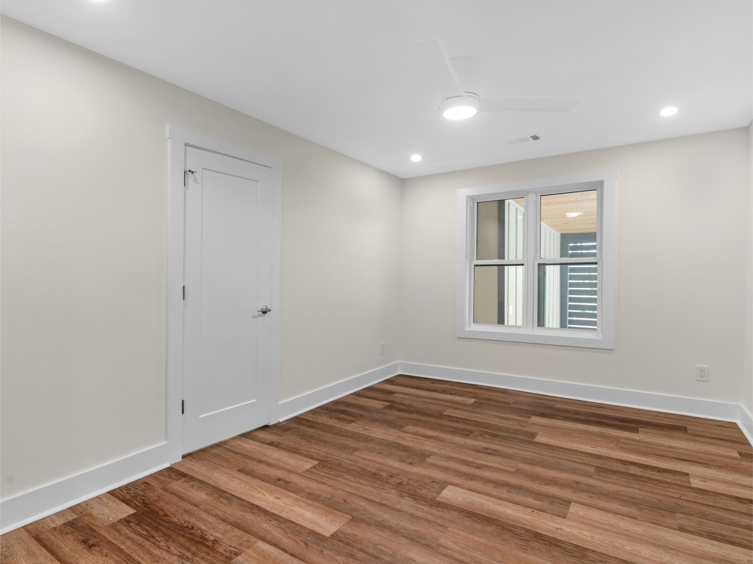 East Mourning Monticello — photo 24 — J&J Custom Homes