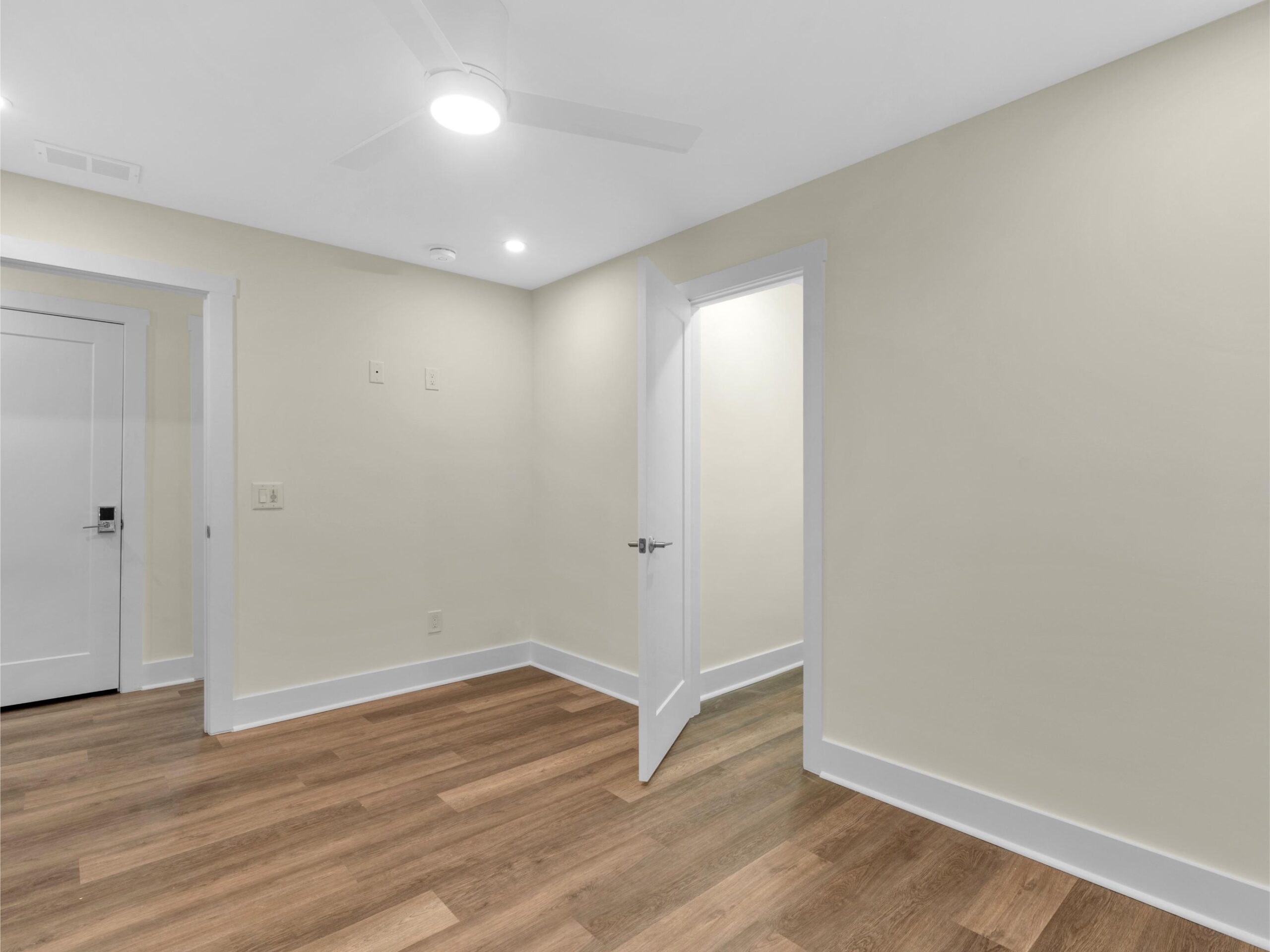 East Mourning Monticello — photo 25 — J&J Custom Homes