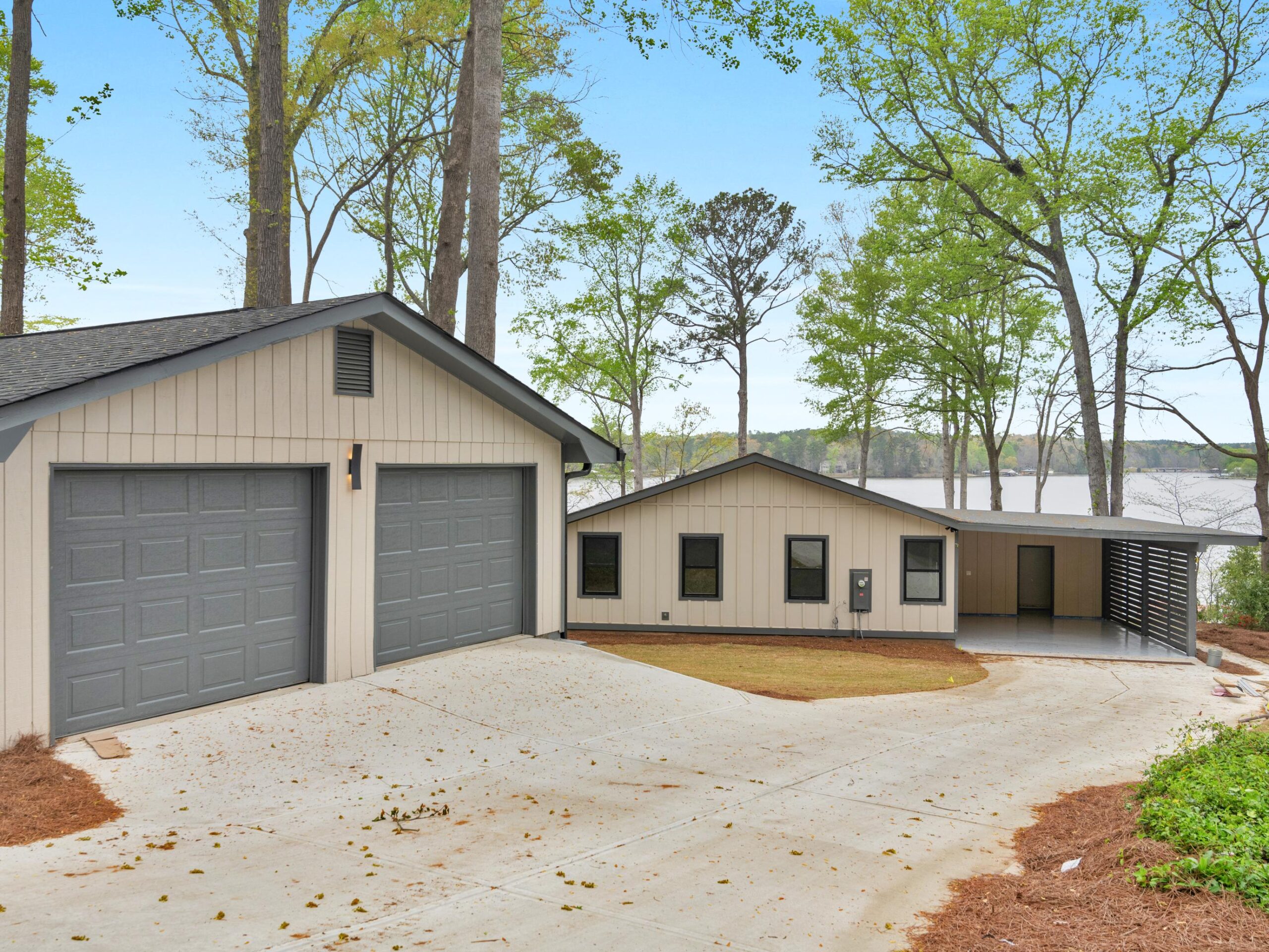 East Mourning Monticello — photo 2 — J&J Custom Homes