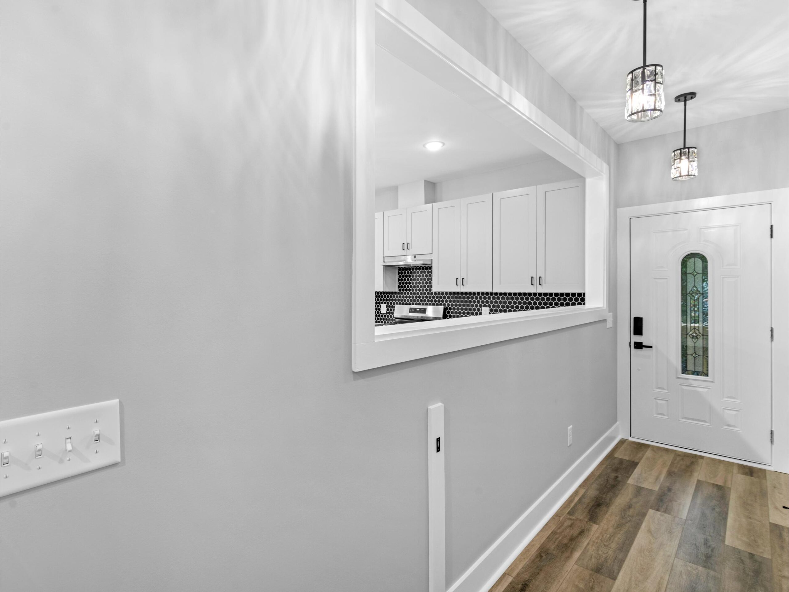 Elizabeth Monticello Residence — photo 9 — J&J Custom Homes