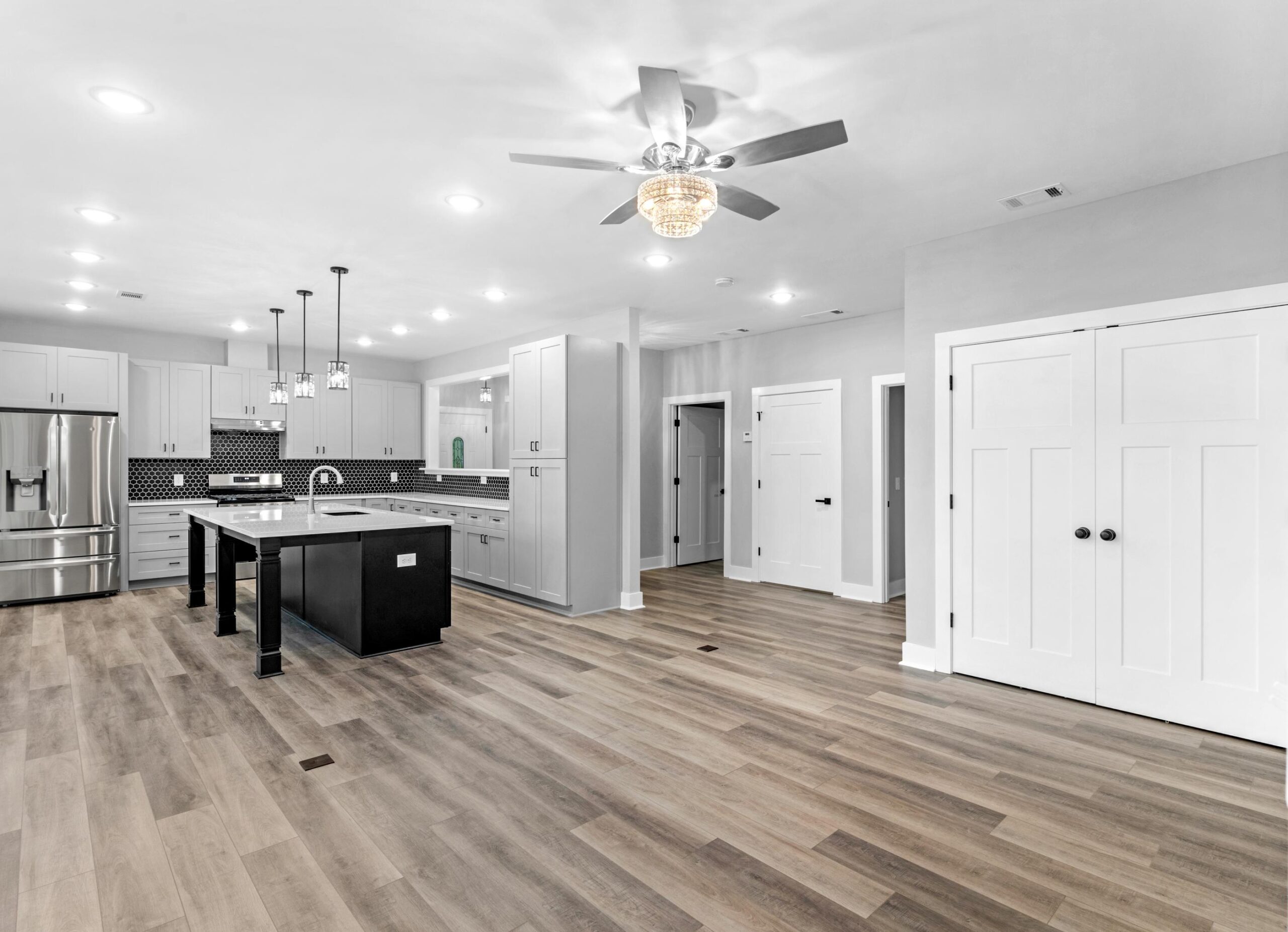 Elizabeth Monticello Residence — photo 14 — J&J Custom Homes