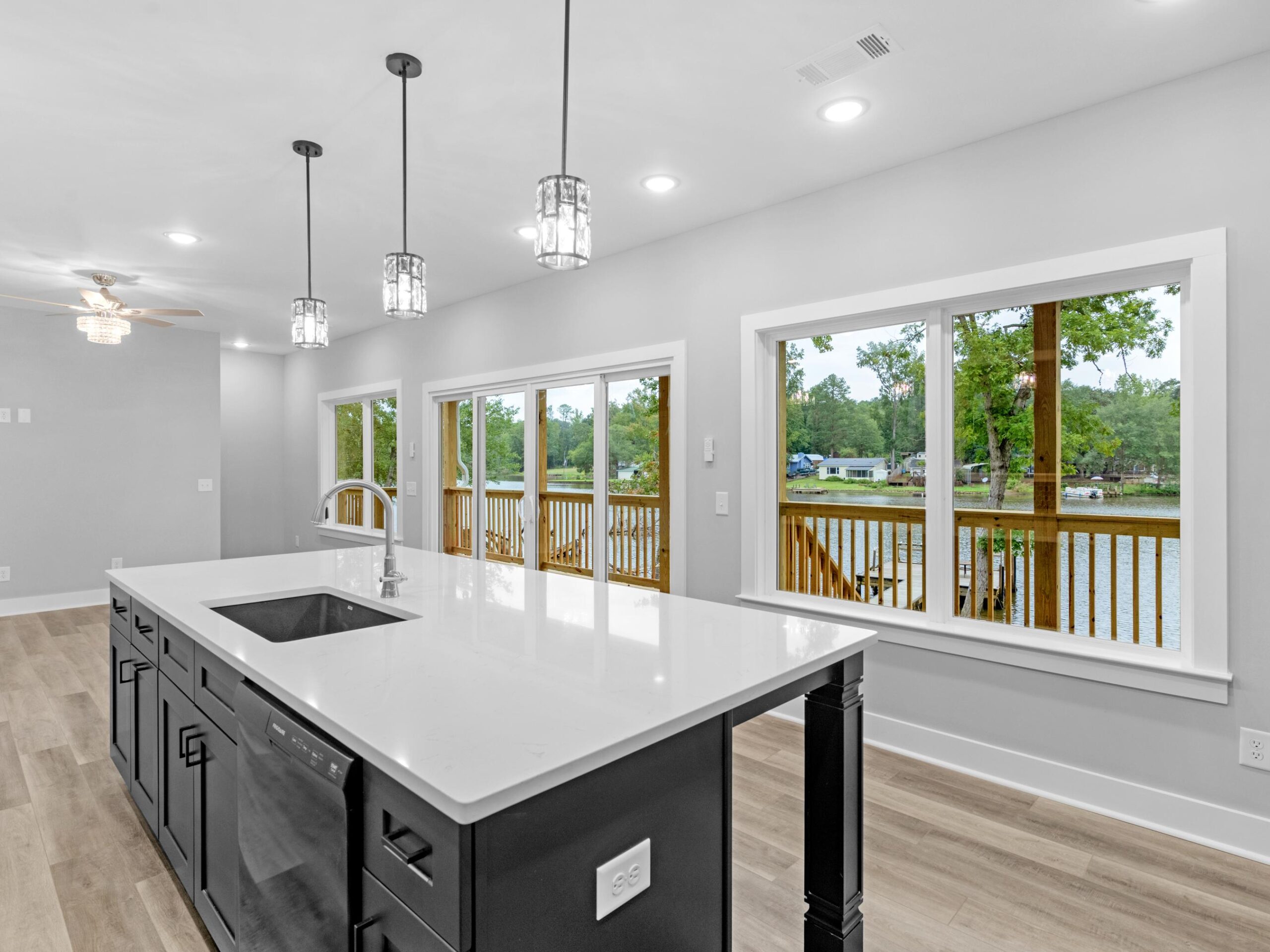 Elizabeth Monticello Residence — photo 20 — J&J Custom Homes