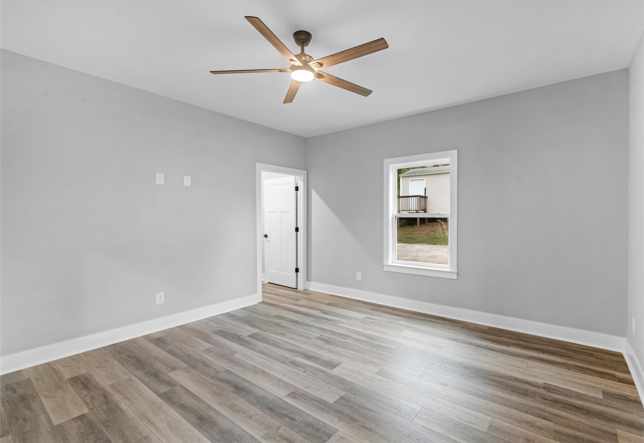 Elizabeth Monticello Residence — photo 33 — J&J Custom Homes