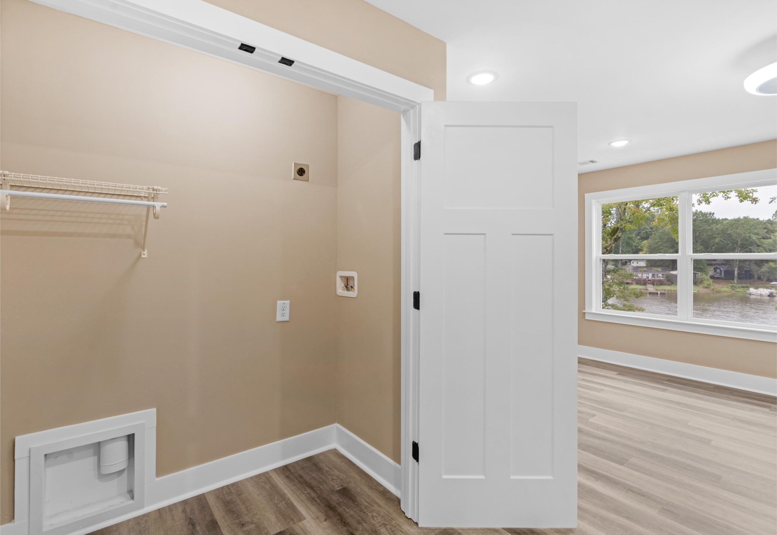 Elizabeth Monticello Residence — photo 45 — J&J Custom Homes