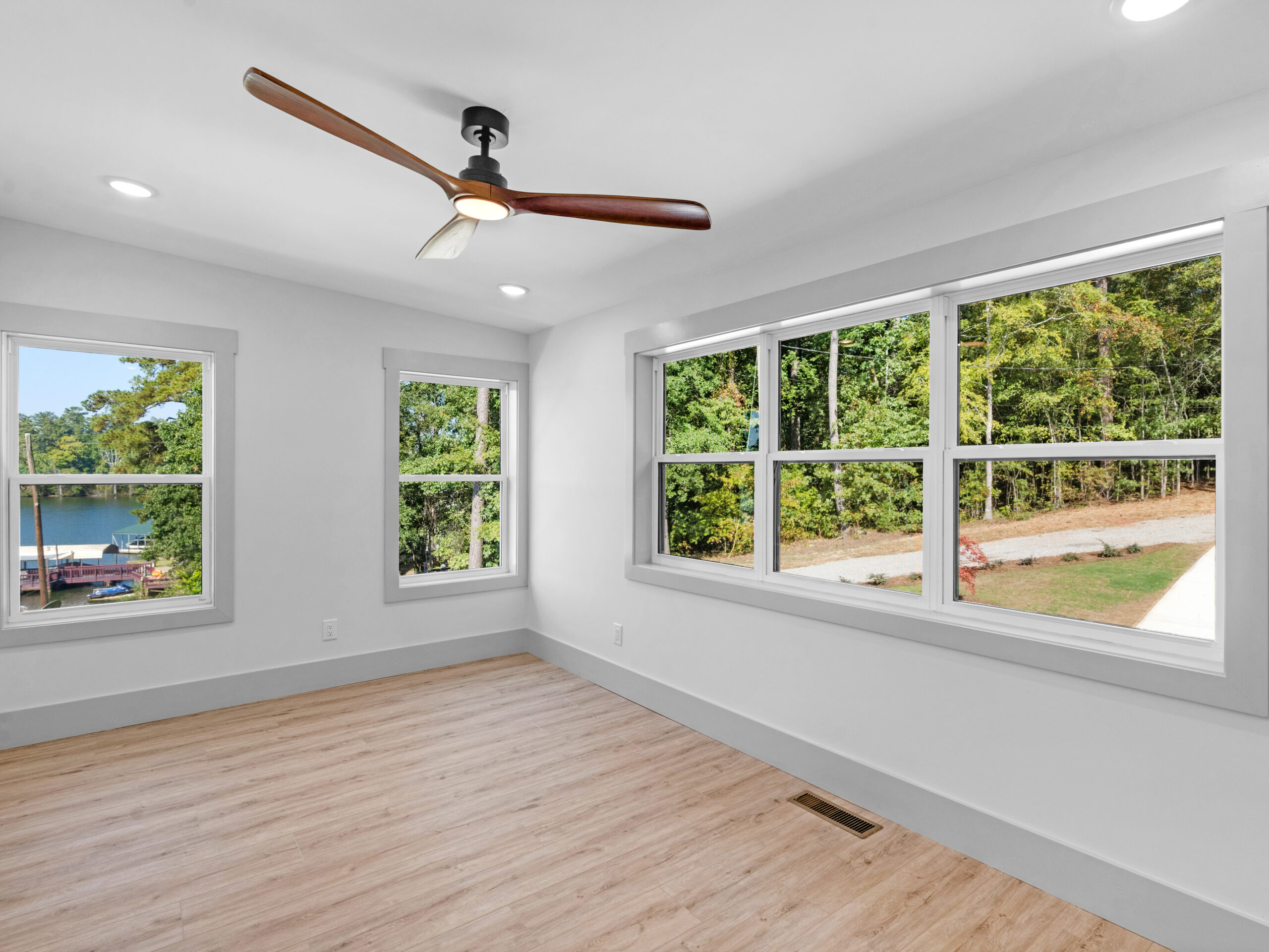 Ernest Monticello — photo 15 — J&J Custom Homes