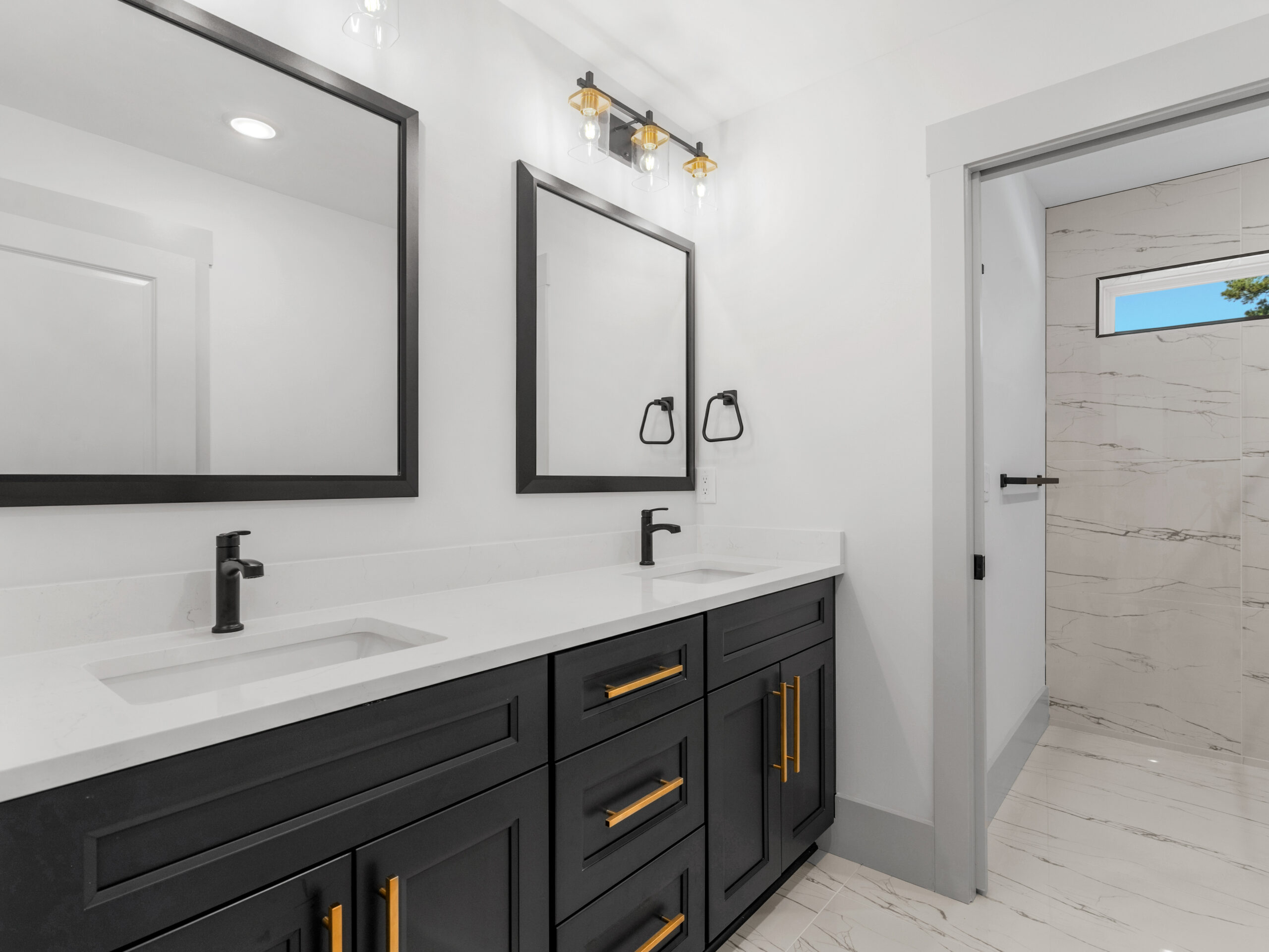 Ernest Monticello — photo 16 — J&J Custom Homes