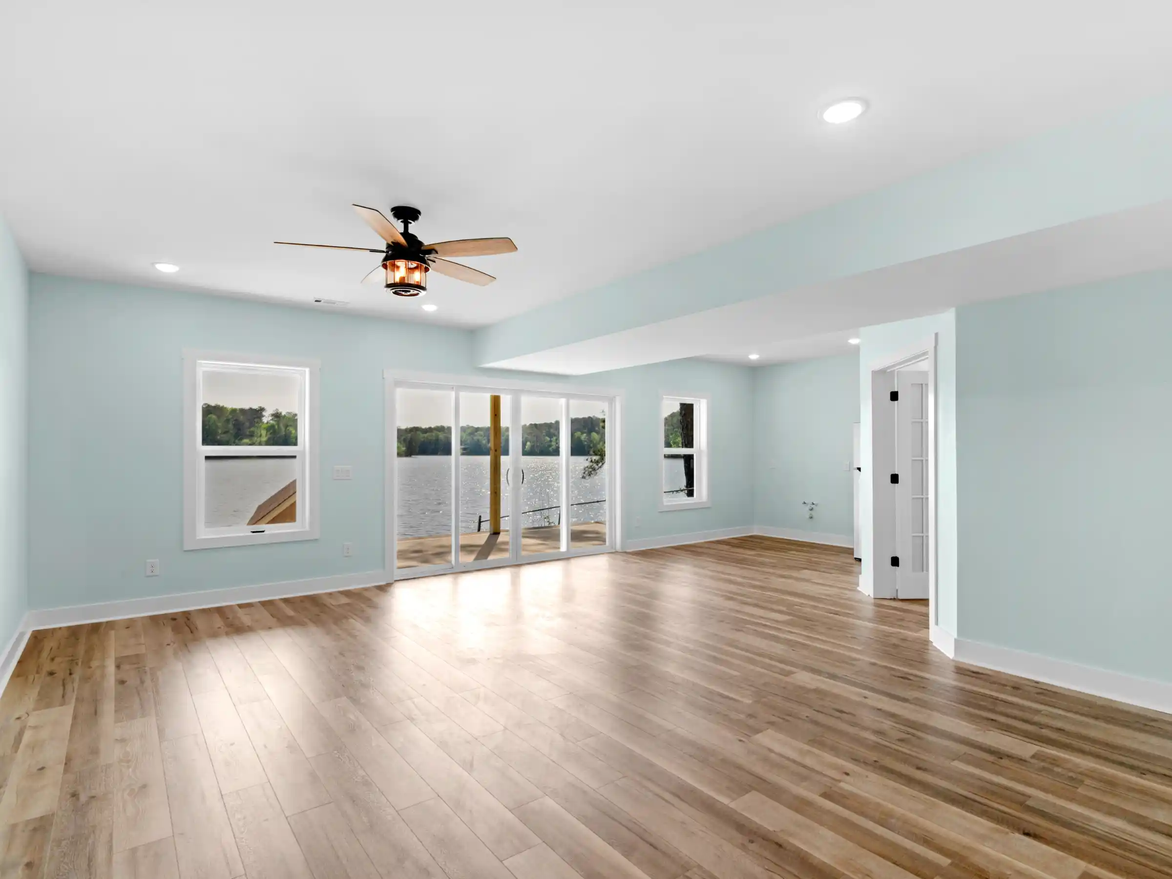 Lakeshore — photo 41 — J&J Custom Homes