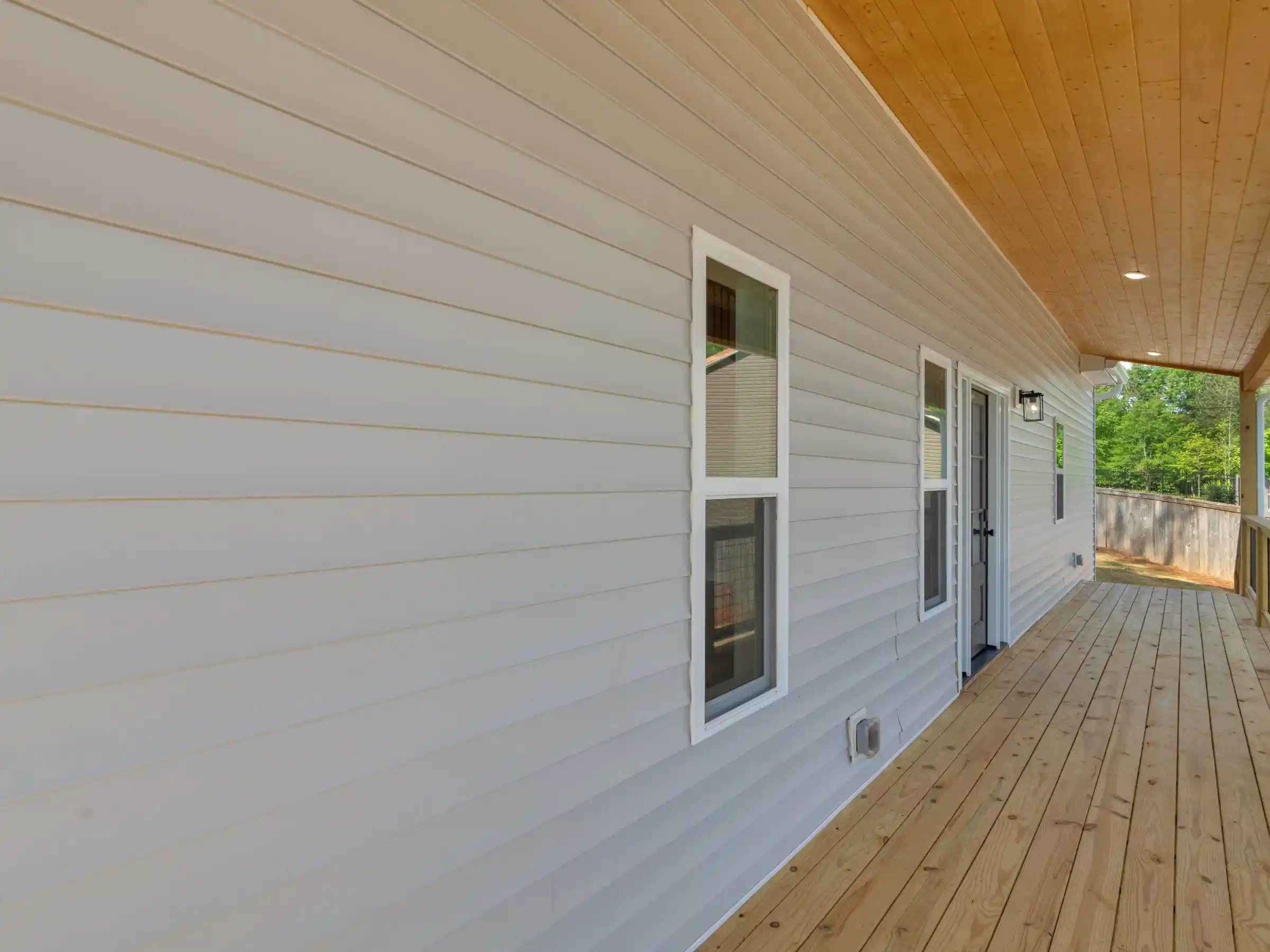 Lakeshore — photo 50 — J&J Custom Homes