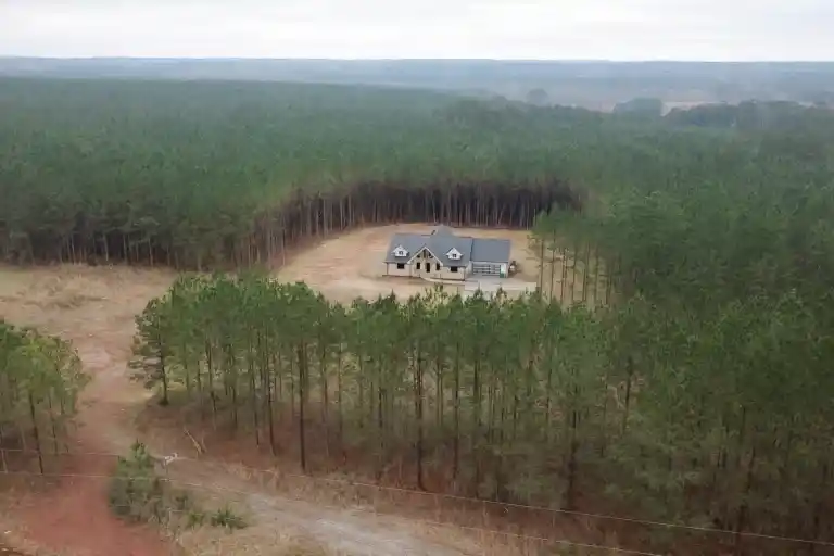 Monticello Custom Seclusion — photo 3 — J&J Custom Homes