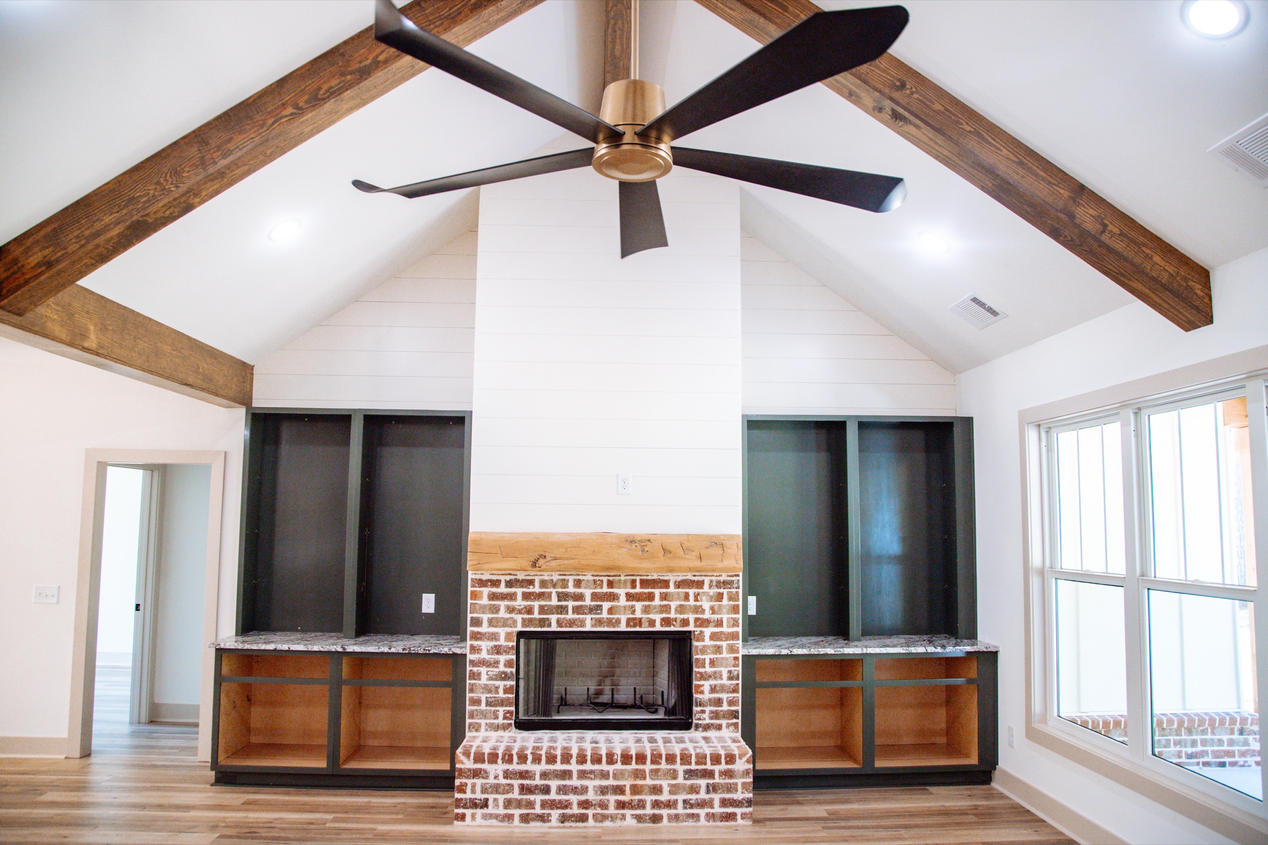 Shady Jeffries — photo 17 — J&J Custom Homes