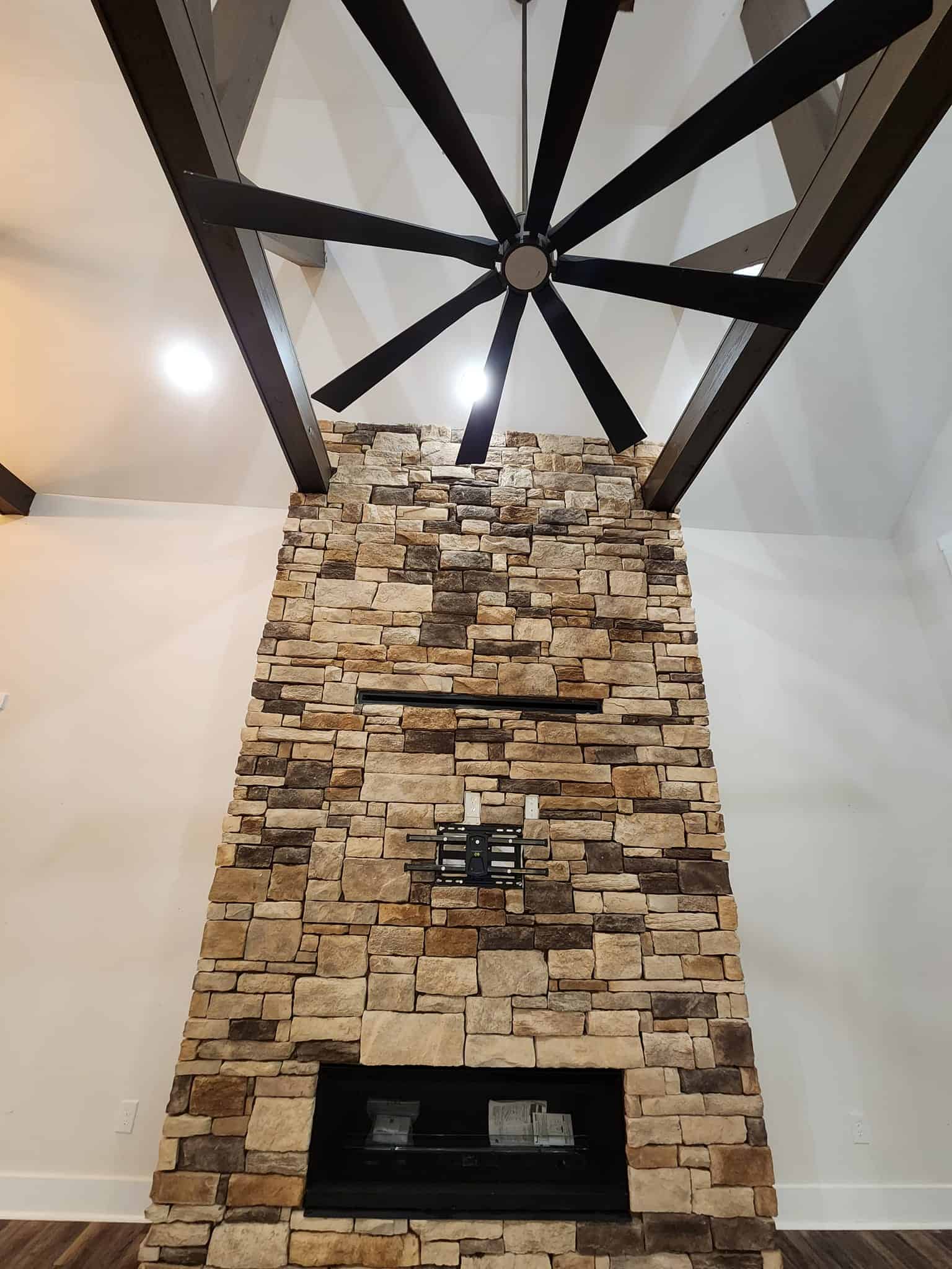 Spears Monticello Custom Home — photo 8 — J&J Custom Homes