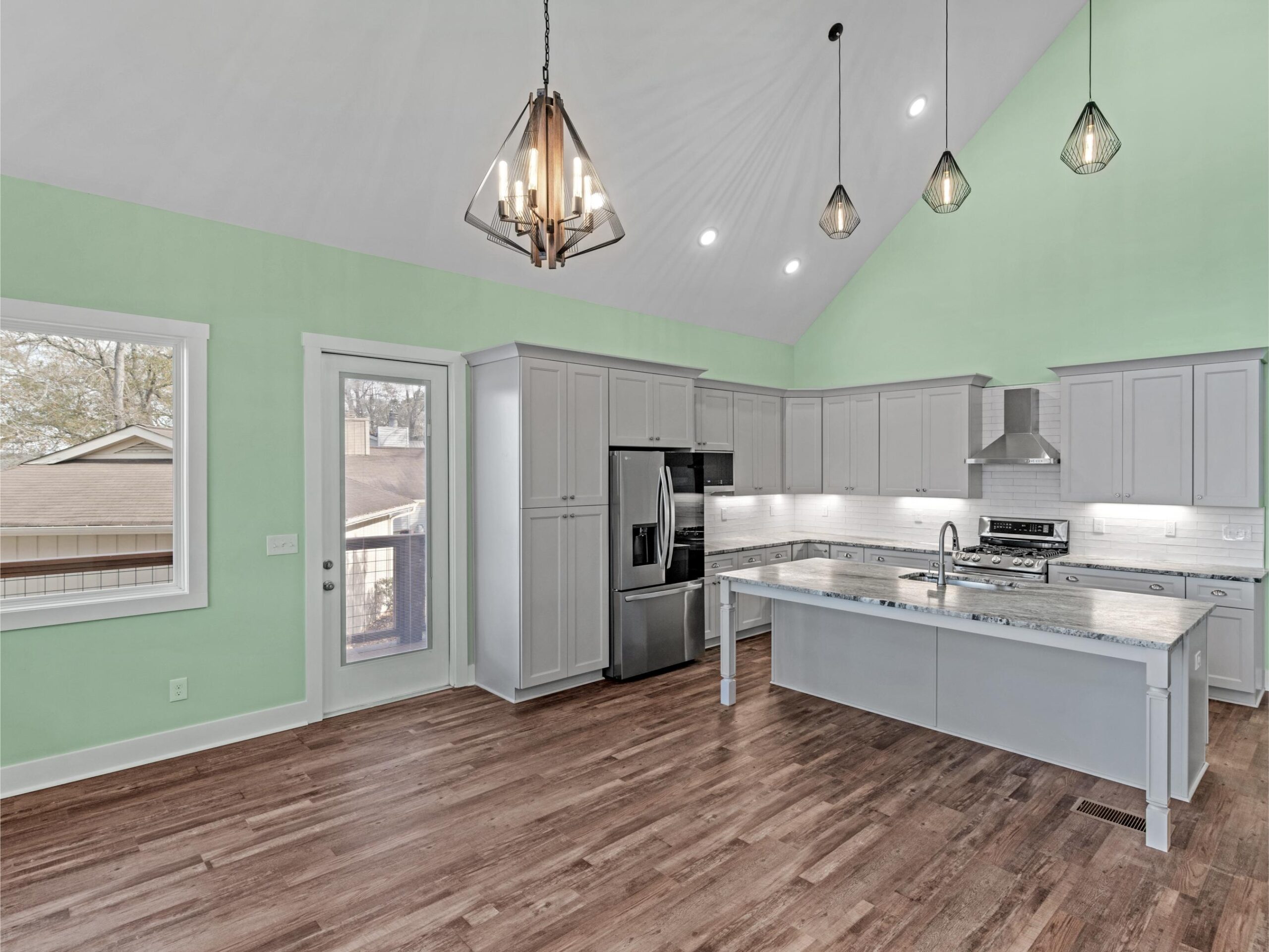 Starling Jackson Lake Home — photo 13 — J&J Custom Homes