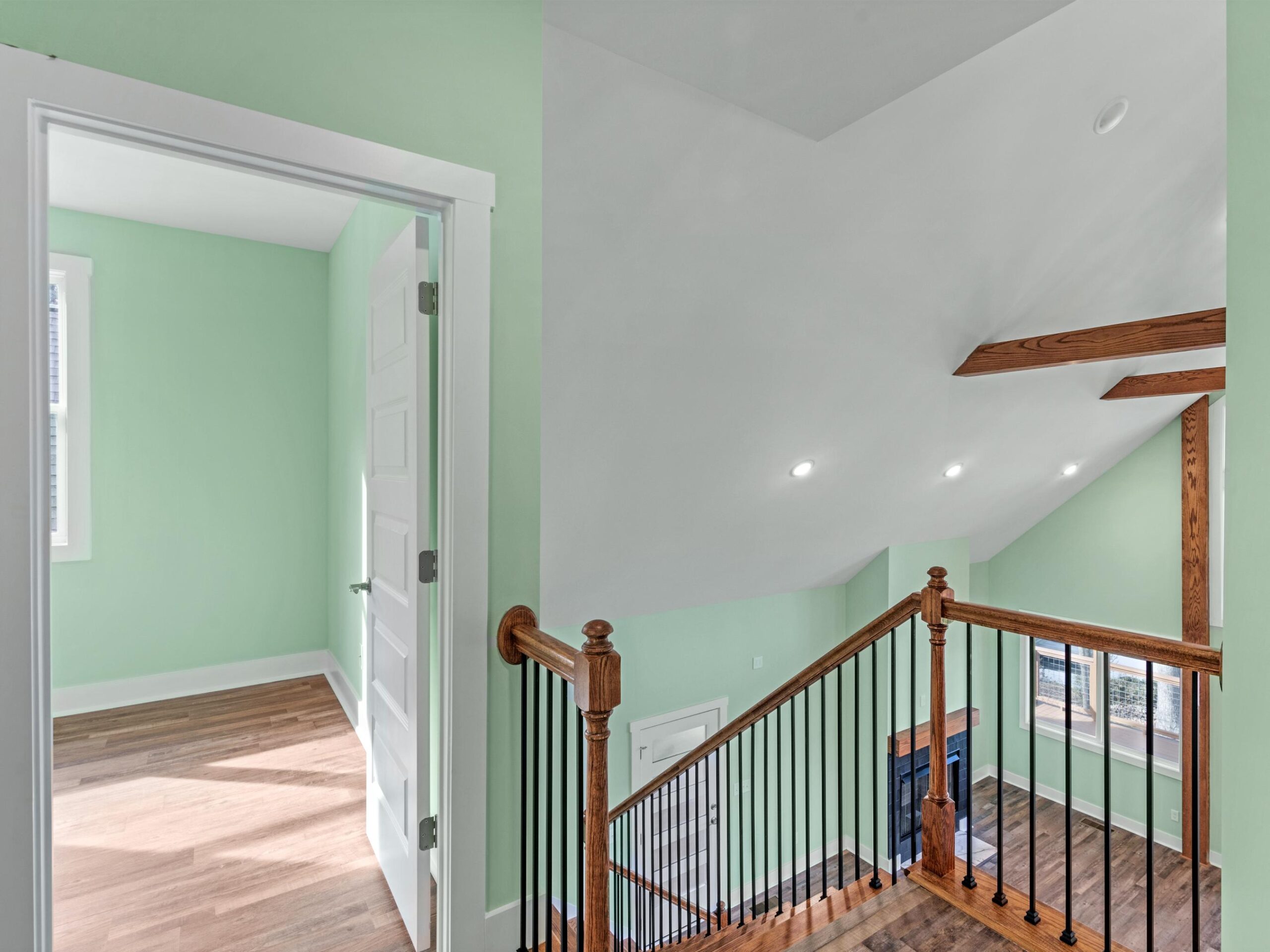 Starling Jackson Lake Home — photo 37 — J&J Custom Homes