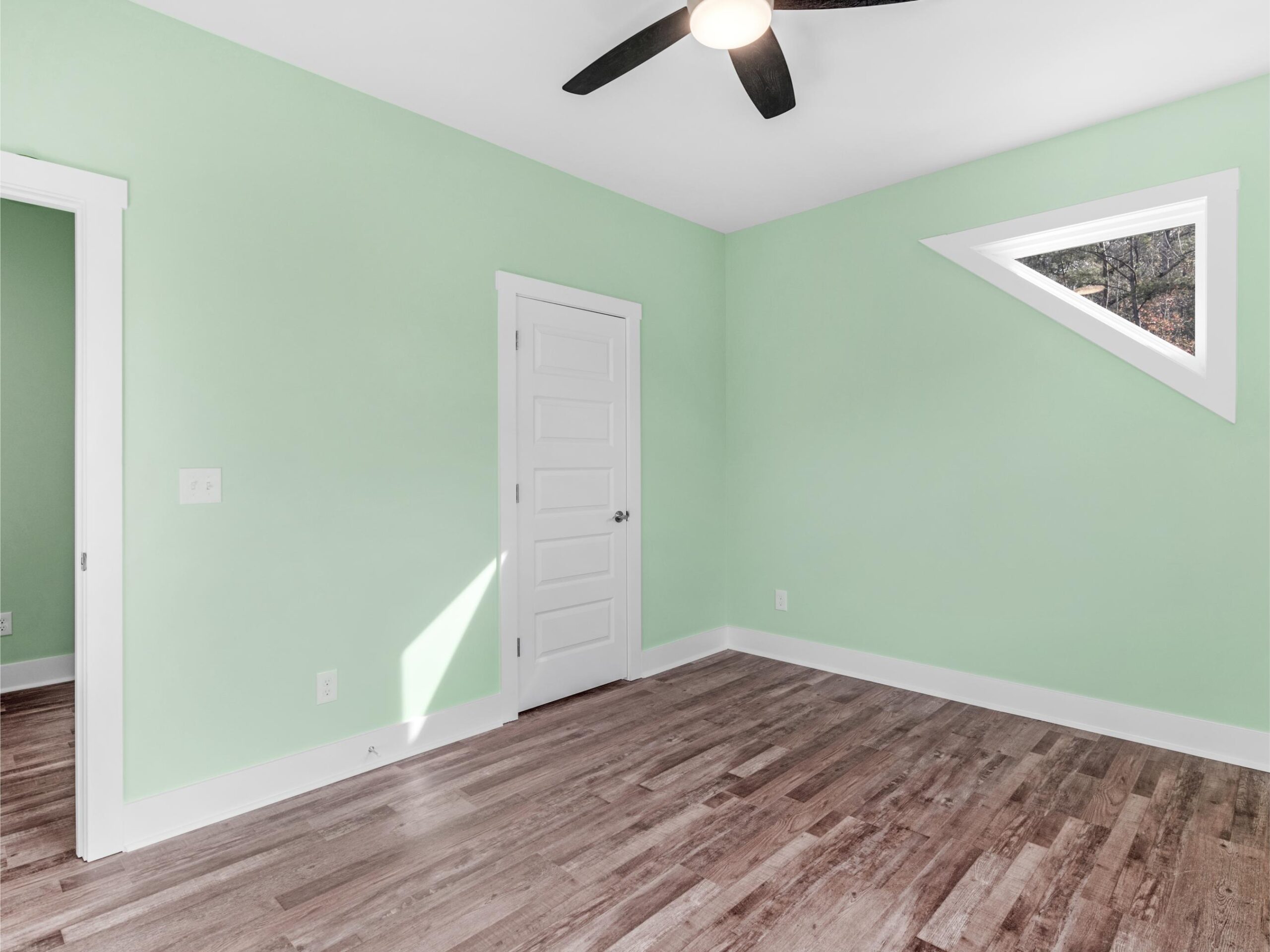 Starling Jackson Lake Home — photo 44 — J&J Custom Homes
