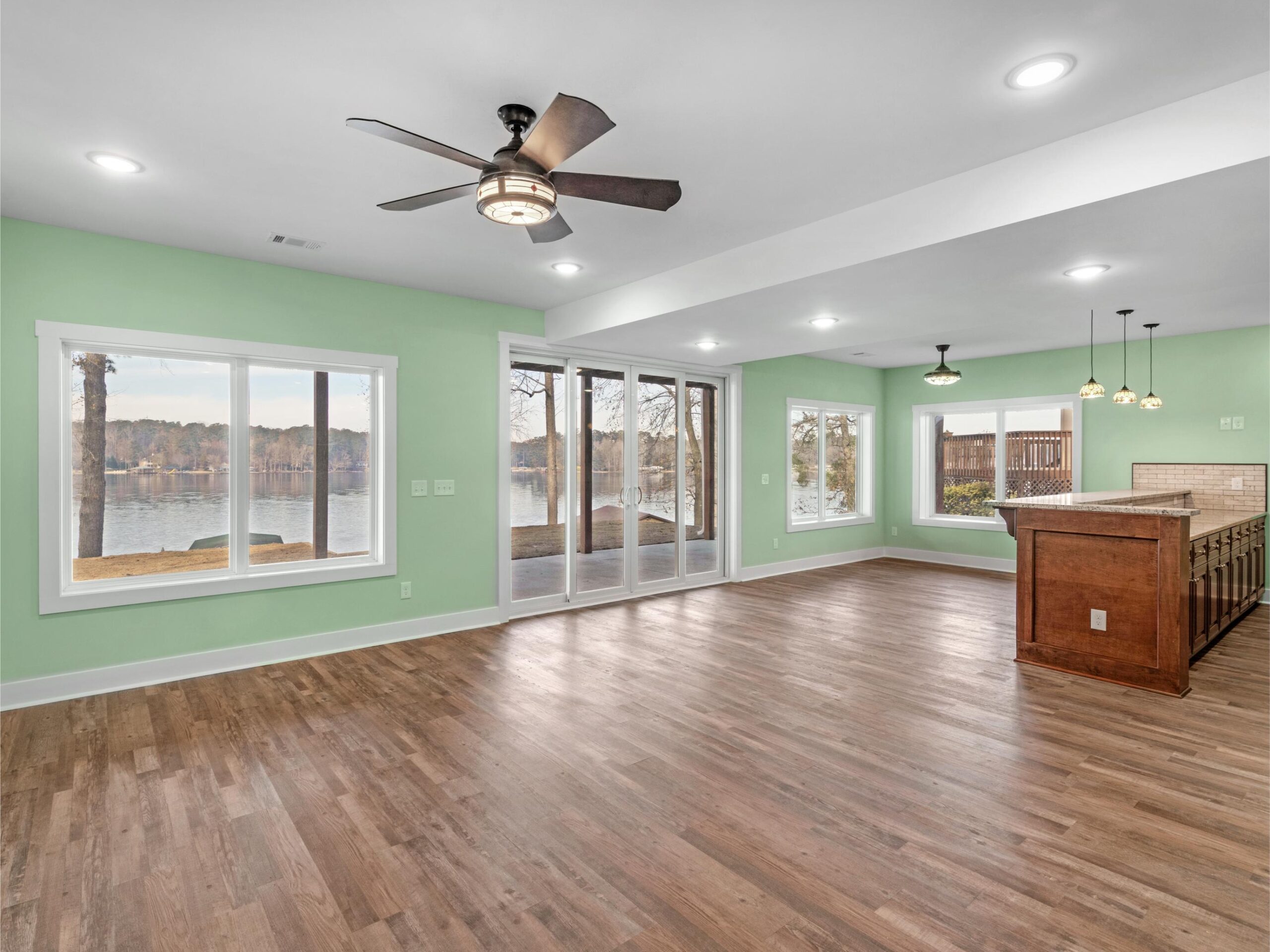 Starling Jackson Lake Home — photo 47 — J&J Custom Homes