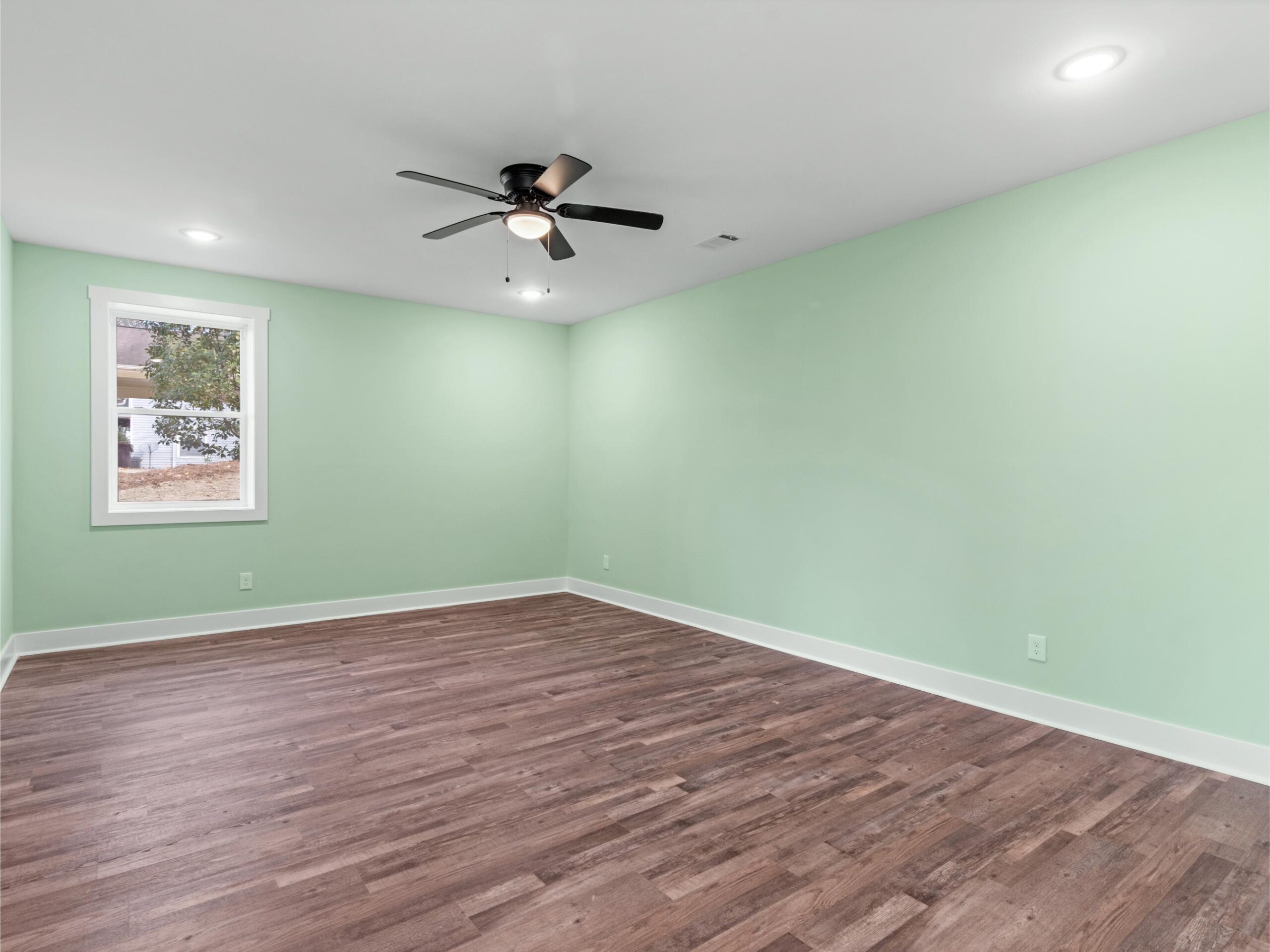 Starling Jackson Lake Home — photo 61 — J&J Custom Homes