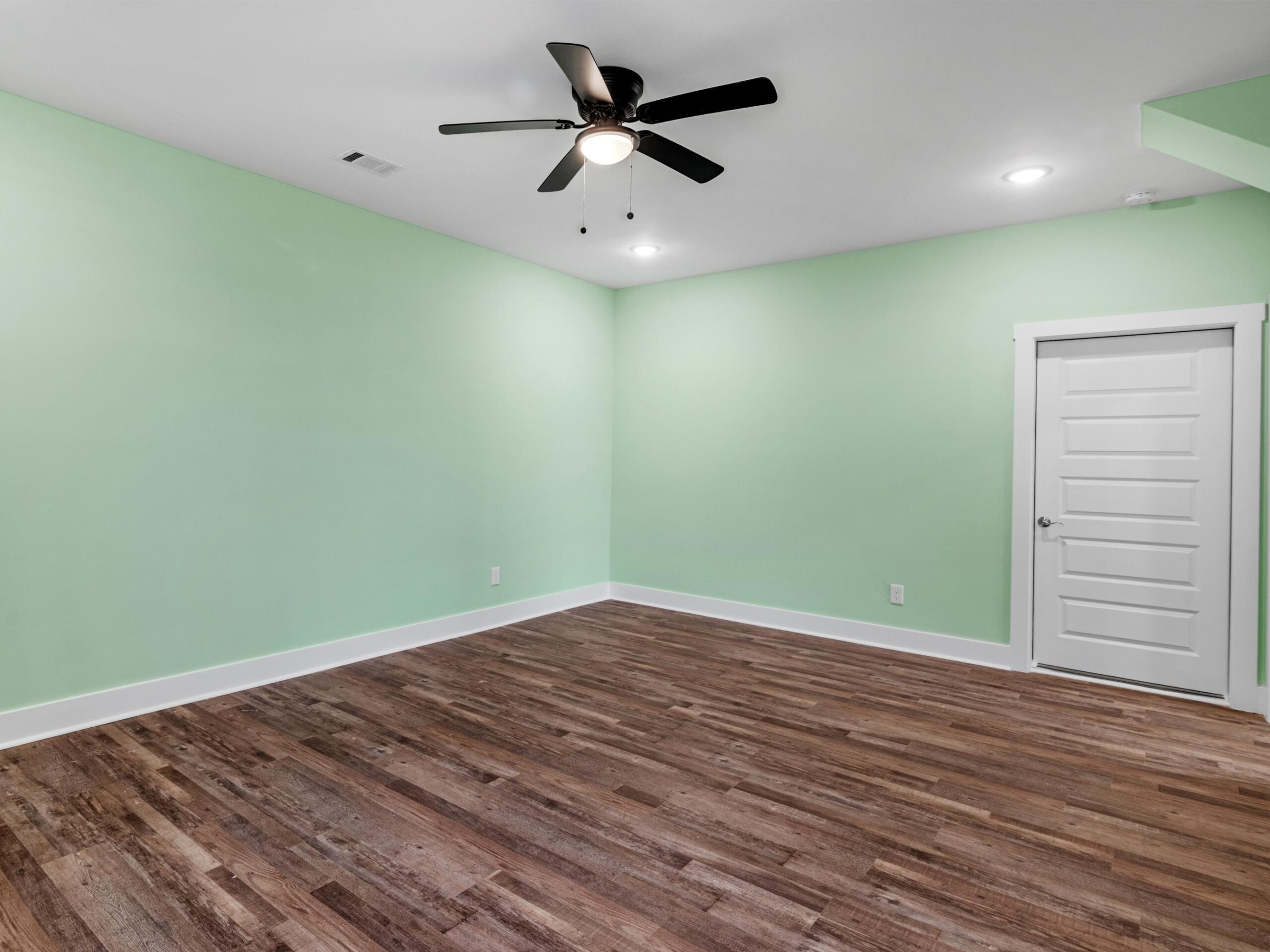 Starling Jackson Lake Home — photo 64 — J&J Custom Homes