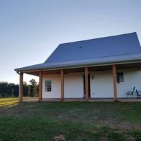 Todd Monticello Residence — photo 15 — J&J Custom Homes