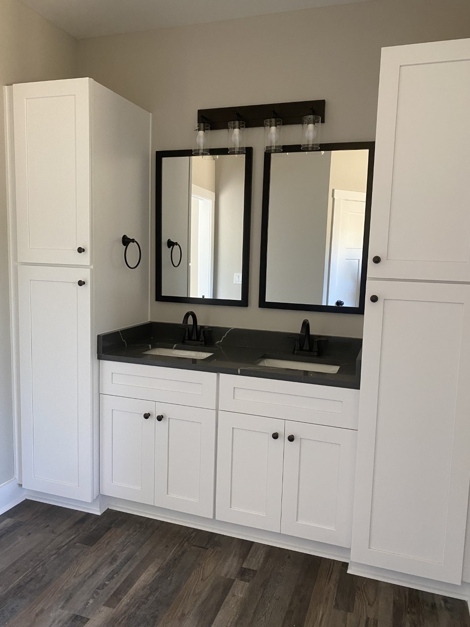 Winson Monticello Residence — photo 7 — J&J Custom Homes