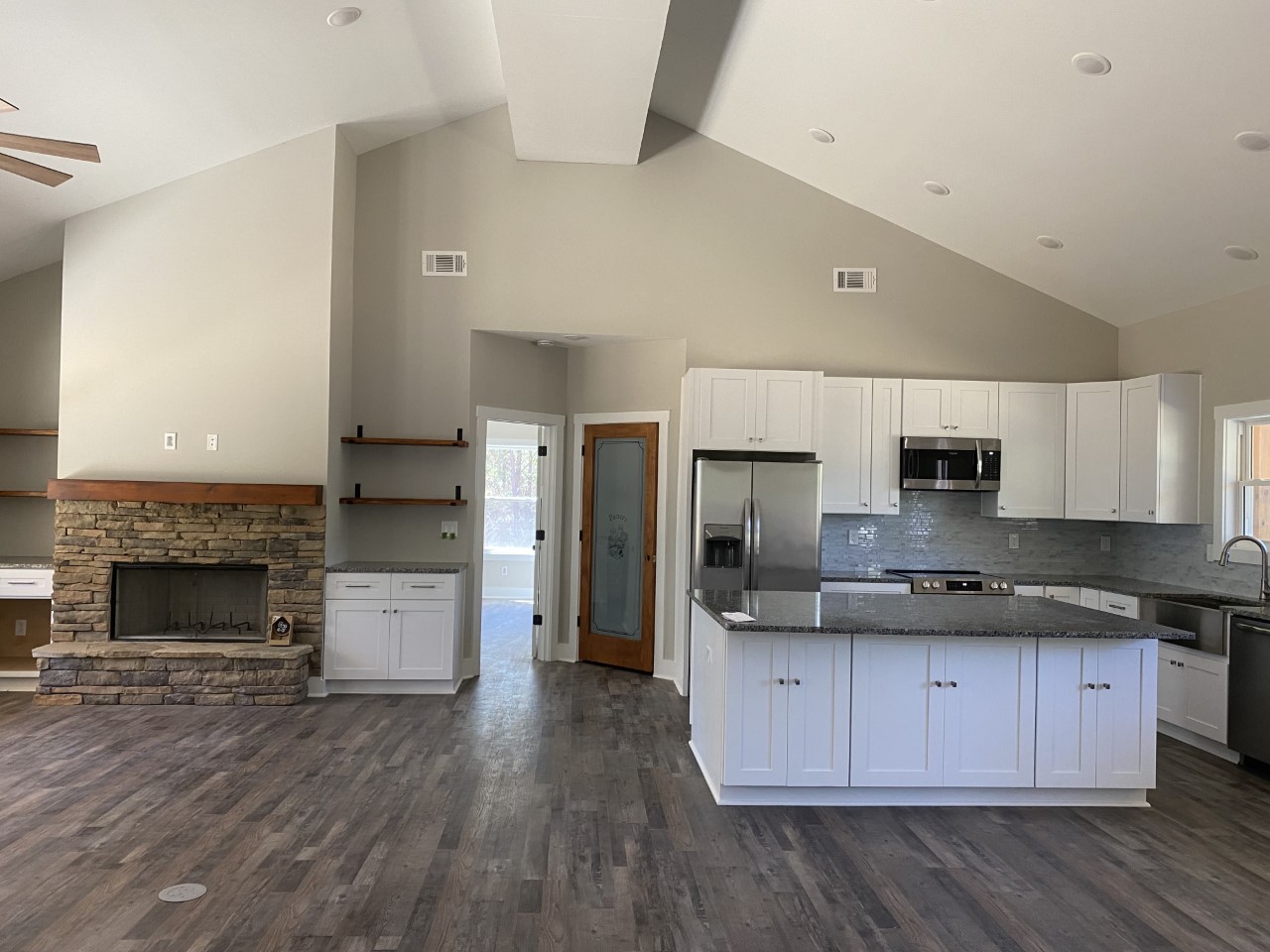 Winson Monticello Residence — photo 10 — J&J Custom Homes
